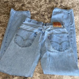 Levi’s MOM JEANS - Vintage 550